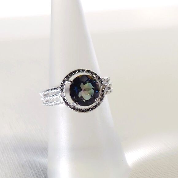 Blue Mystic Gemstone 1.9 Carats Ring Size 7 - Picture 3 of 7